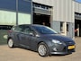 Ford Focus 1.6 EcoBoost Titanium 150PK Trekhaak !!Nieuwe Distributieriem!! Climate Cruise Navi Parkeersensoren Bleutooth Elek. Spiegels *1ste Eigenaar*