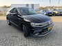 Volkswagen Tiguan 1.4 TSI ACT Highline Leder Elek Stoelverstelling LED Trekhaak Panoramadak Carplay Vol!
