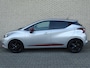 Nissan Micra 0.9 IG-T N-Connecta | N-Line | Silver met rood accenten | Camera | Pdc | Navigatie | Privacy Glass | Cruise.