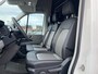 Volkswagen Crafter 35 2.0 TDI L4H3 | 140Pk | Trekhaak  Bijrijdersbank | Navi | Betimmering | PDC |