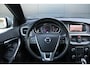 Volvo V40 2.0 T4 Business Sport | R-Design | Verw. Stoelen | LED Koplampen | Orig. NL auto |