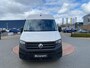 Volkswagen Crafter 35 2.0 TDI L4H3 | FWD | 140 pk | Trekhaak | Bijrijders Bank | PDC |