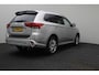 Mitsubishi Outlander 2.4 PHEV S-Edition 4WD 2019 | Navigatie | DAB Radio | Cruise Control Adaptive | Stuurwiel Bediening | Achteruitrij Camera | Elektrische Achterklep | Lichtmetalen Velgen | Boekjes | 2 Sleutels