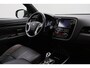 Mitsubishi Outlander 2.4 PHEV S-Edition 4WD 2019 | Navigatie | DAB Radio | Cruise Control Adaptive | Stuurwiel Bediening | Achteruitrij Camera | Elektrische Achterklep | Lichtmetalen Velgen | Boekjes | 2 Sleutels