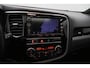 Mitsubishi Outlander 2.4 PHEV S-Edition 4WD 2019 | Navigatie | DAB Radio | Cruise Control Adaptive | Stuurwiel Bediening | Achteruitrij Camera | Elektrische Achterklep | Lichtmetalen Velgen | Boekjes | 2 Sleutels