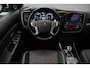 Mitsubishi Outlander 2.4 PHEV S-Edition 4WD 2019 | Navigatie | DAB Radio | Cruise Control Adaptive | Stuurwiel Bediening | Achteruitrij Camera | Elektrische Achterklep | Lichtmetalen Velgen | Boekjes | 2 Sleutels
