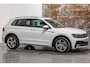 Volkswagen Tiguan 1.4 TSI ACT Comfortline Business R| Panormadak | Elektrisch uitklapbare trekhaak