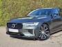 Volvo V60 T6 Plug-in hybrid AWD Plus Dark