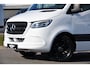Mercedes-Benz Sprinter 319 V6 3.0 CDI L2H2 PB Edition Camera, Cruise, Carplay, 3500kg Trekhaak, 10,5'' Mbux, LED, Stoelverwarming, Automaat Uniek!