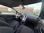 Opel Corsa 1.4-16V Design Edition 101PK 5 DEURS! NL AUTO NAP! NAVI l STOEL-STUURVERWARMING l CRUISE l PDC l AIRCO! DEALER OH l TOP