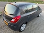 Opel Corsa 1.4-16V Design Edition 101PK 5 DEURS! NL AUTO NAP! NAVI l STOEL-STUURVERWARMING l CRUISE l PDC l AIRCO! DEALER OH l TOP