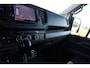 Volkswagen Crafter 35 2.0 TDI L3H2 PB Edition Adaptieve Cruise, Camera, Carplay, 177pk, Automaat, Sensoren, Stuurverwarming, Massage stoel, Uniek!