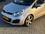 Kia Rio 1.4 CVVT Comfort Pack 109PK 5 DEURS! AIRCO l 17'LMV l MTF-STUUR l ELEK PAKKET! DEALER OH l TOPSTAAT! NIEUWE APK!