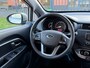 Kia Rio 1.4 CVVT Comfort Pack 109PK 5 DEURS! AIRCO l 17'LMV l MTF-STUUR l ELEK PAKKET! DEALER OH l TOPSTAAT! NIEUWE APK!