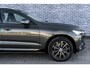 Volvo XC60 T5 Momentum | Navigatie | Stoelverwarming | Lederen Bekleding | Sportstoelen | Keyless Entry | DAB | Elek. Achterklep | LED Koplampen | Elek. Stoelen | Lichtmetalen Velgen 19 inch