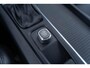 Volvo XC60 T5 Momentum | Navigatie | Stoelverwarming | Lederen Bekleding | Sportstoelen | Keyless Entry | DAB | Elek. Achterklep | LED Koplampen | Elek. Stoelen | Lichtmetalen Velgen 19 inch