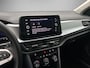 Volkswagen T-Roc Life Edition 1.5 TSI 150pk DSG Automaat Adaptive cruise control, Achteruitrijcamera, LED koplampen, App connect, Parkeersensoren, Airco, DAB, Radio