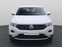 Volkswagen T-Roc 1.5TSI/150PK DSG Sport · Navigatie · Apple/Android Car Play · Trekhaak