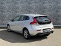 Volvo V40 1.6 T3 Kinetic | Navigatie | High Performance Audio | Achteruitrijcamera | Parkeersensoren | Trekhaak | Stoelverwarming | Cruise Control