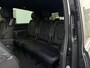 Mercedes-Benz V-klasse 300d Lang DC Avantgarde Edition | 360°-camera | Stoelventilatie | Burmester | Trekhaak | 19-inch | Full-LED | Elektrische schuifdeuren + achterklep | Stoelverwarming | Dodehoek detectie