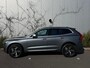 Volvo XC60 2.0 T5 R-Design | Panoramadak | Luchtvering | 360 Graden Camera | Trekhaak | BLIS | Navigatie | Apple Carplay | Android Auto | Keyless Entry | Stoelverwarming | Elektrisch Verstelbare Stoel