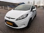 Ford Fiesta 1.25 Limited Inruilauto’s tegen vaste prijzen. Voor meer info: 0638140850 Bij de verkoop van gebruikte voertuigen door CD-Cars wordt geen standaard garantie verstrekt. De koper aanvaardt het voertuig in de staat waarin het zich bevindt op het moment van aankoop