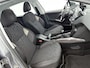 Peugeot 2008 1.2 Crossway 82pk | Glazendak | Trekhaak | Navigatie | Airco | Cruise COntrol | 16"LMV | Parkeersensoren |