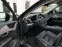Volvo XC90 2.0 T8 Recharge AWD Ultimate Dark | Long Range | Luchtvering | Google | Panoramadak | 360°-camera | Stoelventilatie | Nappa | Massage | Alcantara hemel Harman/Kardon | Head-up display | Stuur-/Stoelverwarming V+A | Orrefors Sweden