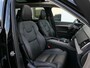 Volvo XC90 2.0 T8 Recharge AWD Ultimate Dark | Long Range | Luchtvering | Google | Panoramadak | 360°-camera | Stoelventilatie | Nappa | Massage | Alcantara hemel Harman/Kardon | Head-up display | Stuur-/Stoelverwarming V+A | Orrefors Sweden