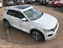 Volkswagen T-Roc 1.5 TSI R-line Sport Panoramadak, virtual cockpit