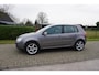 Volkswagen Golf 1.6 FSI Optive 2