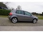 Volkswagen Golf 1.6 FSI Optive 2