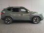 Dacia Duster 1.6 Hybrid 140 Extreme Automaat Rijklaar + Fabrieksgarantie tot 05-2027 Henk Jongen Auto's in Helmond,  al 50 jaar service zoals 't hoort!