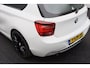 BMW 1-Serie 114i EDE Executive 2013 NAP | Nieuwe banden | Navigatie | Climate control | Cruise control | Bluetooth | Stoelverwarming | Xenon | Parkeersensoren | Elektrische ramen + spiegels |