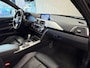 BMW 3-Serie 318i M Sport Edition AUT. LEDER NAVIGATIE PDC STOELVERWARMING CRUISE KEYLESS-GO