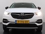 Opel Grandland X T 131PK AUT-8 Trekhaak Navi Camera Ecc Apple Carplay Android Auto Pdc Business Executive Elek.Achterklep Bi-Coulour AGR-Comfort Stoel Lane Assist Isofix Lmv Zwart Dak Keyless Origineel Nederlandse Auto