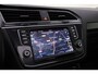 Volkswagen Tiguan 2.0TSI Dsg 4Motion HIGHLINE Business PANO | FULL LED | CAMERA | STUUR+STOELVERW | CARPLAY | NAVI | VIRTUAL | ACC | LMV 19''