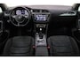 Volkswagen Tiguan 2.0TSI Dsg 4Motion HIGHLINE Business PANO | FULL LED | CAMERA | STUUR+STOELVERW | CARPLAY | NAVI | VIRTUAL | ACC | LMV 19''