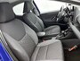 Toyota Yaris 1.5 Hybrid Dynamic Comfort Pack | BTW voertuig | Dodehoek detectie | Stoel+stuurverwarming | Parkeersensoren Voor+achter | Draadloze telefoonlader | Achteruitrijcamera | Apple CarPlay/Android Auto | Cruise Control Adaptive