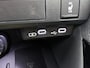 Toyota Yaris 1.5 Hybrid Dynamic Comfort Pack | BTW voertuig | Dodehoek detectie | Stoel+stuurverwarming | Parkeersensoren Voor+achter | Draadloze telefoonlader | Achteruitrijcamera | Apple CarPlay/Android Auto | Cruise Control Adaptive
