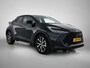 Toyota C-HR 1.8 Hybrid 140 First Edition | Stoel + Stuur + Voorruitverwarming | Blindspot | Groot Scherm | LED |