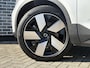 Volvo XC40 Plug-in Hybrid T5 Plus Dark | 360 camera | 20" velgen | Stoel- en stuurverwarming | Navigatie | Parkeersensoren voor + achter | Voorruitverwarming | Getint glas | Apple Carplay / Android Auto |