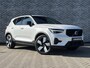 Volvo XC40 Plug-in Hybrid T5 Plus Dark | 360 camera | 20" velgen | Stoel- en stuurverwarming | Navigatie | Parkeersensoren voor + achter | Voorruitverwarming | Getint glas | Apple Carplay / Android Auto |