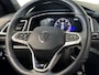 Volkswagen T-Roc 1.5 150pk TSI R-Line Edition Trekhaak | Achteruitrijcamera 'Rear View' | Voorstoelen verwarmbaar