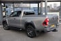 Toyota Hilux 2.8 D-4D X-TRA CAB INVINCIBLE A/T 4WD VAN