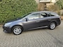 Toyota Avensis Wagon 1.8 VVTi Business Limited Navi/Trekhaak