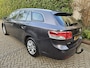 Toyota Avensis Wagon 1.8 VVTi Business Limited Navi/Trekhaak