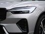 Volvo XC60 2.0 T6 Plug-in hybrid AWD Plus Dark Automaat / Panoramadak / 21" velgen / Trekhaak / Sportstoelen
