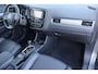 Mitsubishi Outlander 2.0 Instyle 4WD Schuif- kanteldak, Lederen interieur, Stoelverwarming, Afneembare trekhaak, Camera