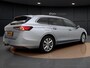 Skoda Superb Combi 1.5 TSI First Edition | Pano Dak | Trekhaak | Voorruitverwarming | Winterpakket | Camera | Keyless |